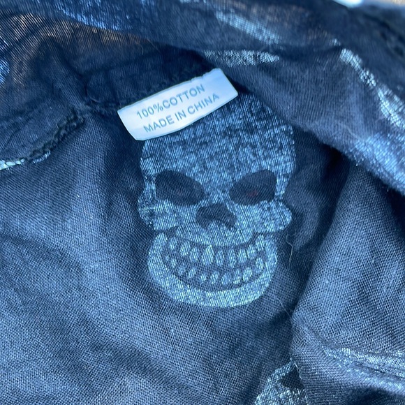 Pirate Cape and Skull Cap- EUC - Picture 9 of 9